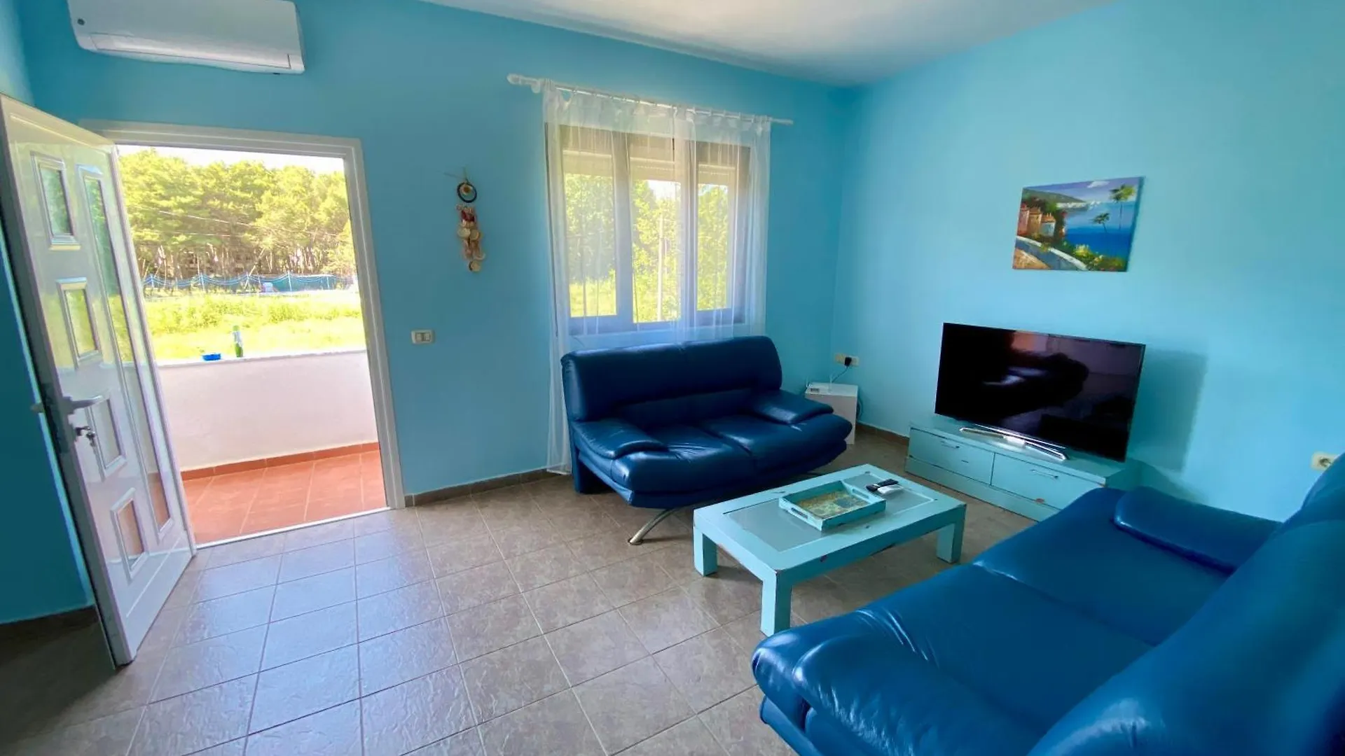 White & Blue Apartment'S Golem  0*, Golem (Tirana) Albania
